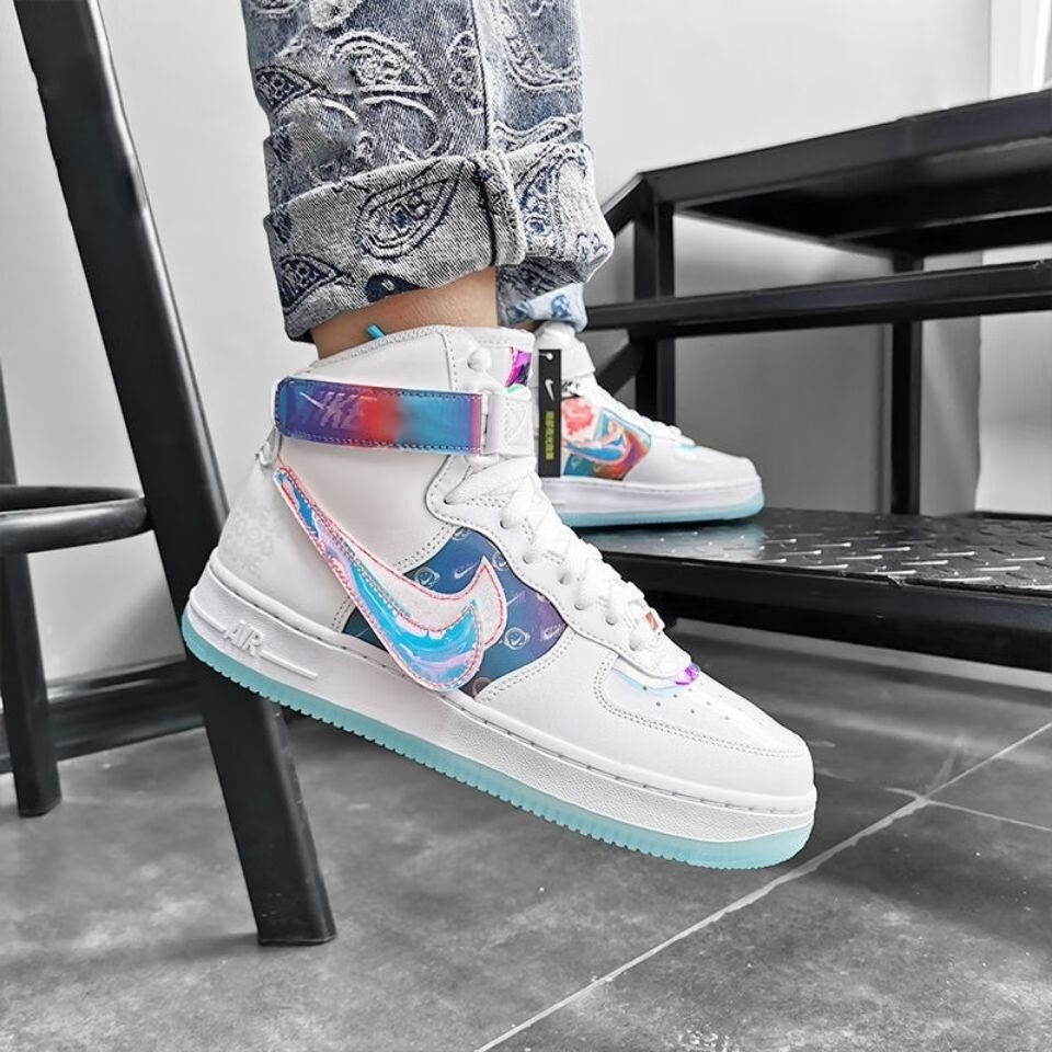 aj[高品质] 1空军一号电玩镭射像素开括者王源同款板鞋潮 镭射低 50