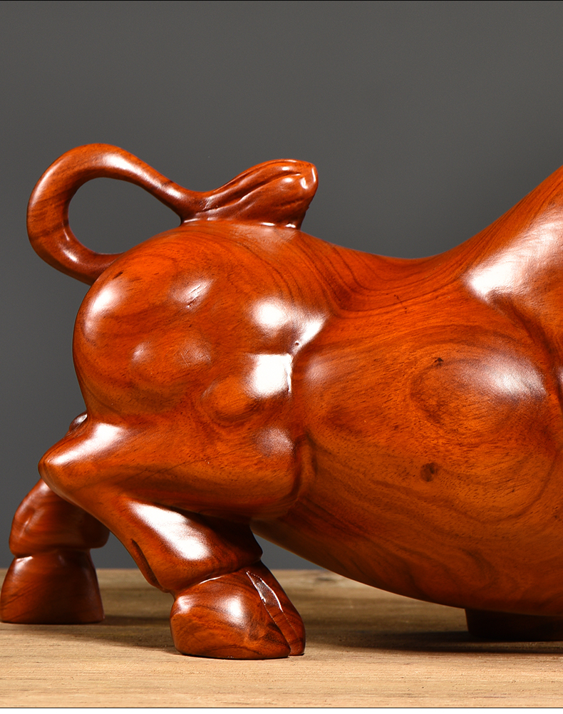 唐砖花梨木雕牛摆件木质雕刻十二生肖牛气冲天家居装饰工艺品开业礼