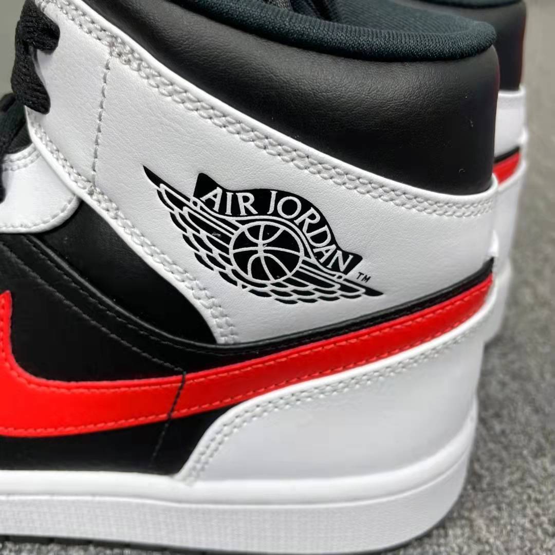 air 1 mid 黑白熊猫红钩 男女同款 乔1 休闲运动篮球鞋 黑白熊猫红勾