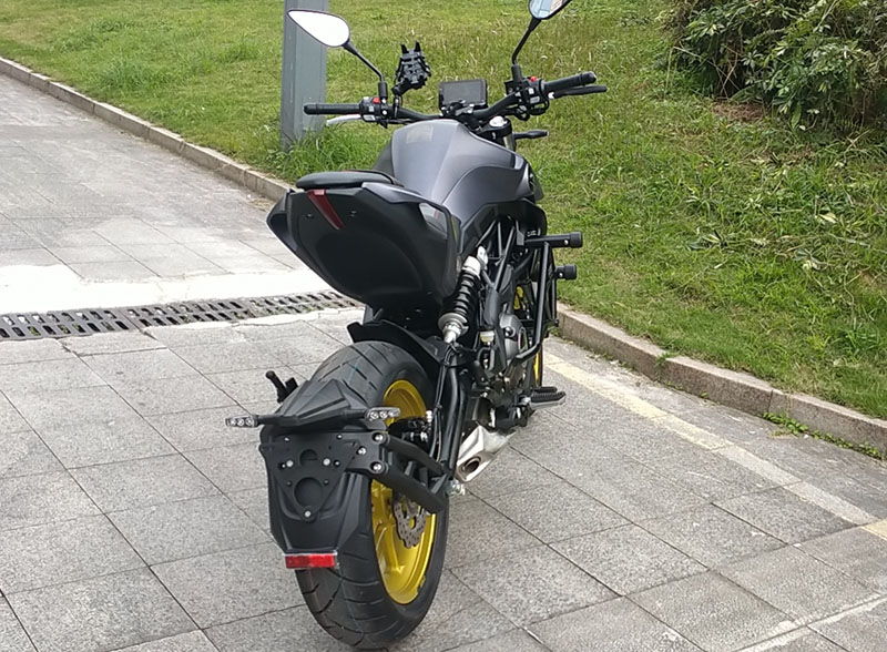 适用qjmotor追350贝纳利黄龙300 bn302s 保险杠特技杠防摔护杠改装bn