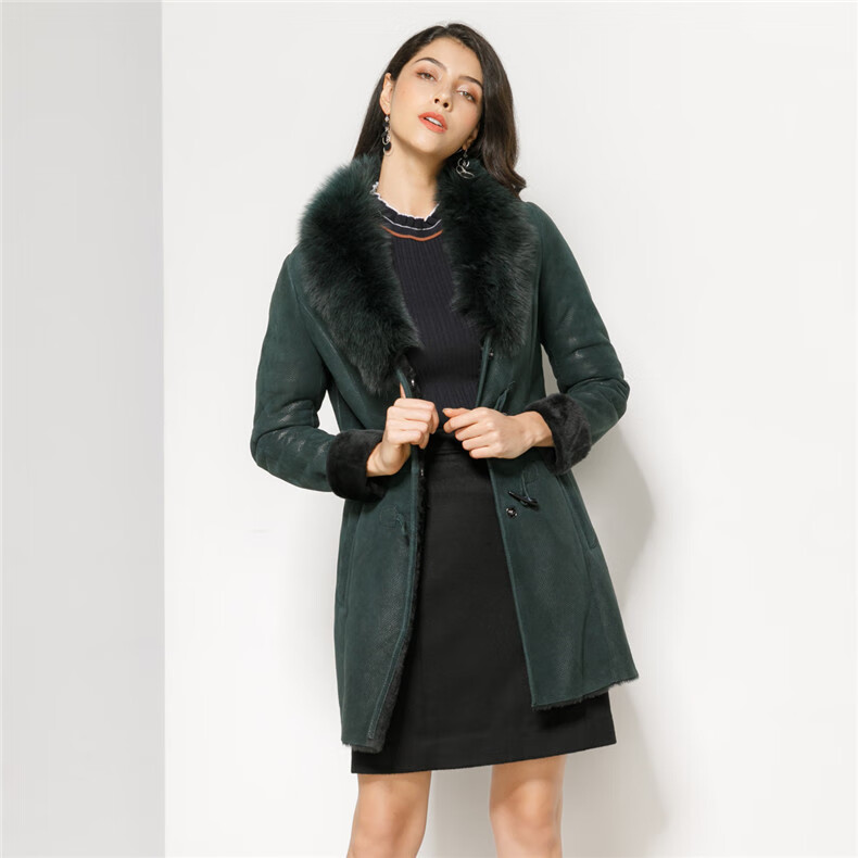 玫而美时尚美丽诺羊羔毛皮毛一体大衣狐狸毛领外套皮草04238