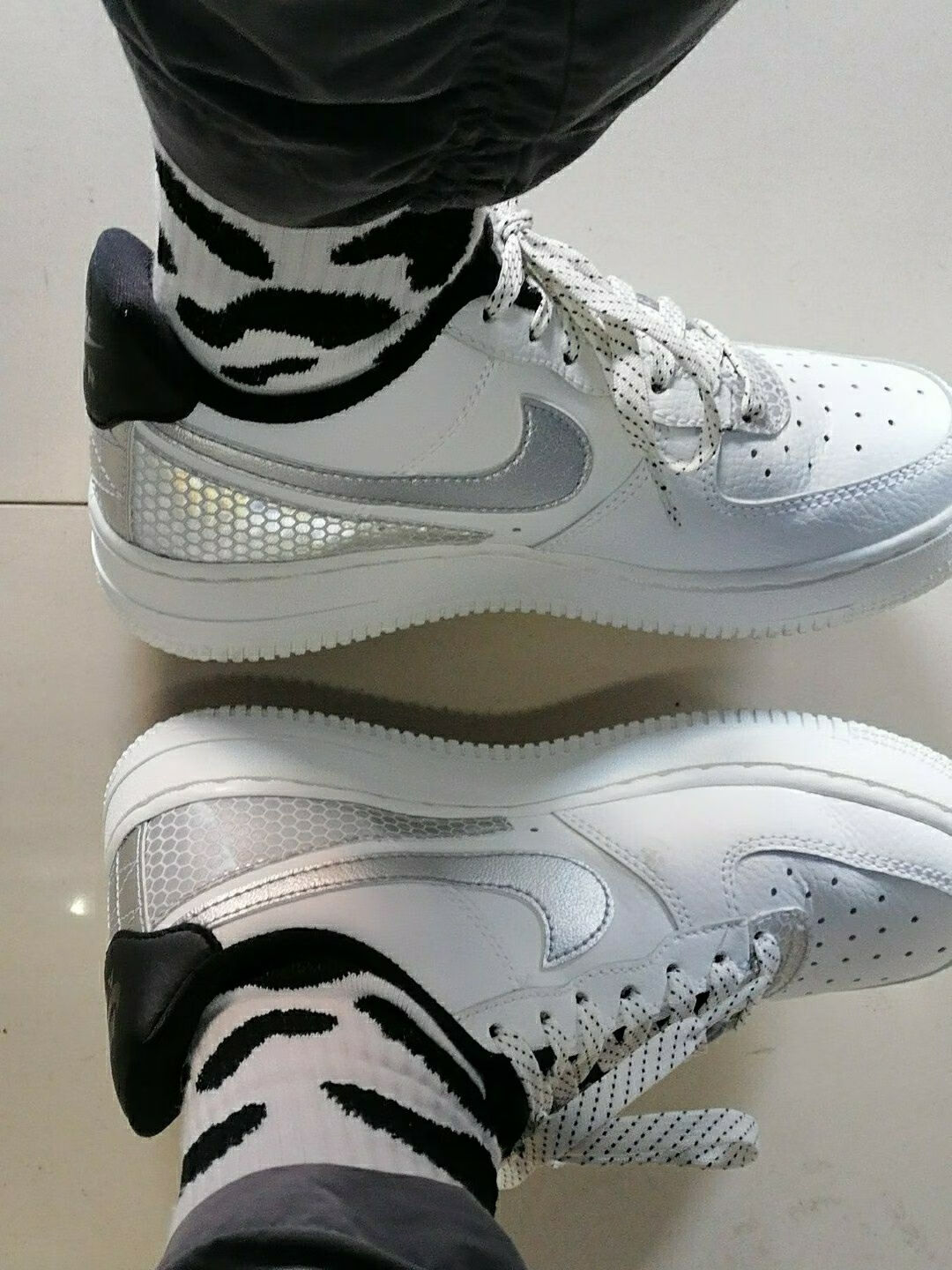 af1空军一号白骨冰蓝白金双勾低帮小白鞋白蓝红缝线情侣休闲板鞋纯白