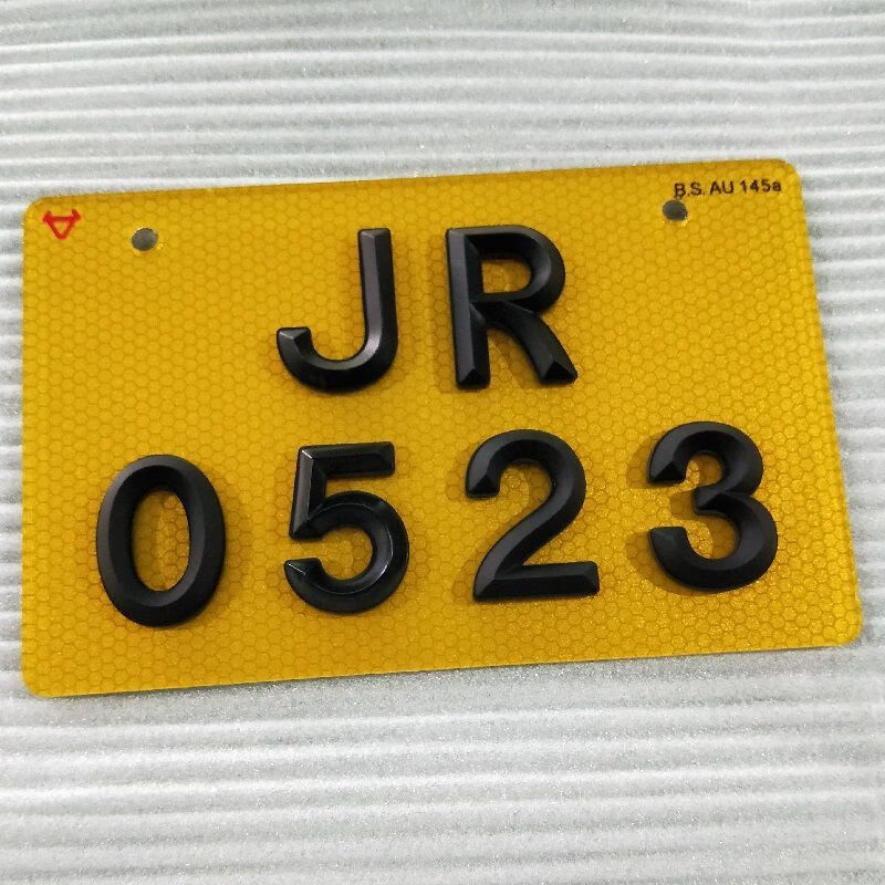 车牌架牌照托香港摩托车牌照3d立体尖角凸字网纹底亚克力水晶版电动