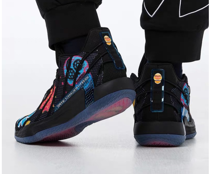 利拉德7冰蓝圣诞6代鸳鸯蓝巴斯光年 季后赛马超dame5实战篮球鞋男