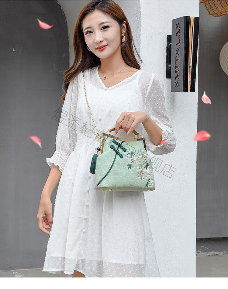 穿旗袍汉服的包包母亲节礼物名媛刺绣竹子手提女包手工口金包斜跨中国