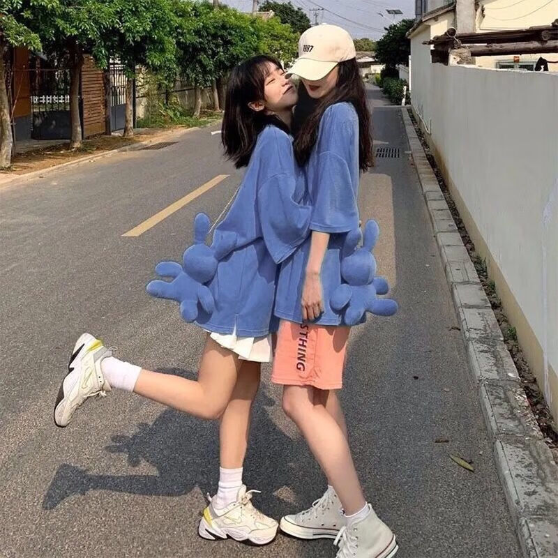 闺蜜装套装女二人夏季学生版宽松凹凸兔子短袖t恤 斜挎公仔两sn1219