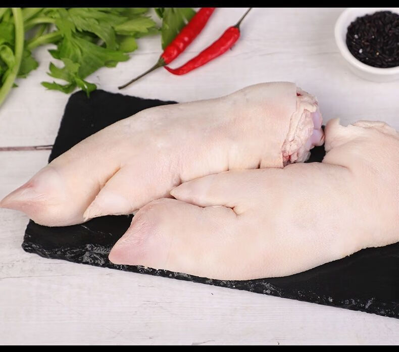 生猪蹄新鲜带筋猪脚散养土猪肉黑猪手前蹄后蹄猪肘子猪腿爪生鲜 小香