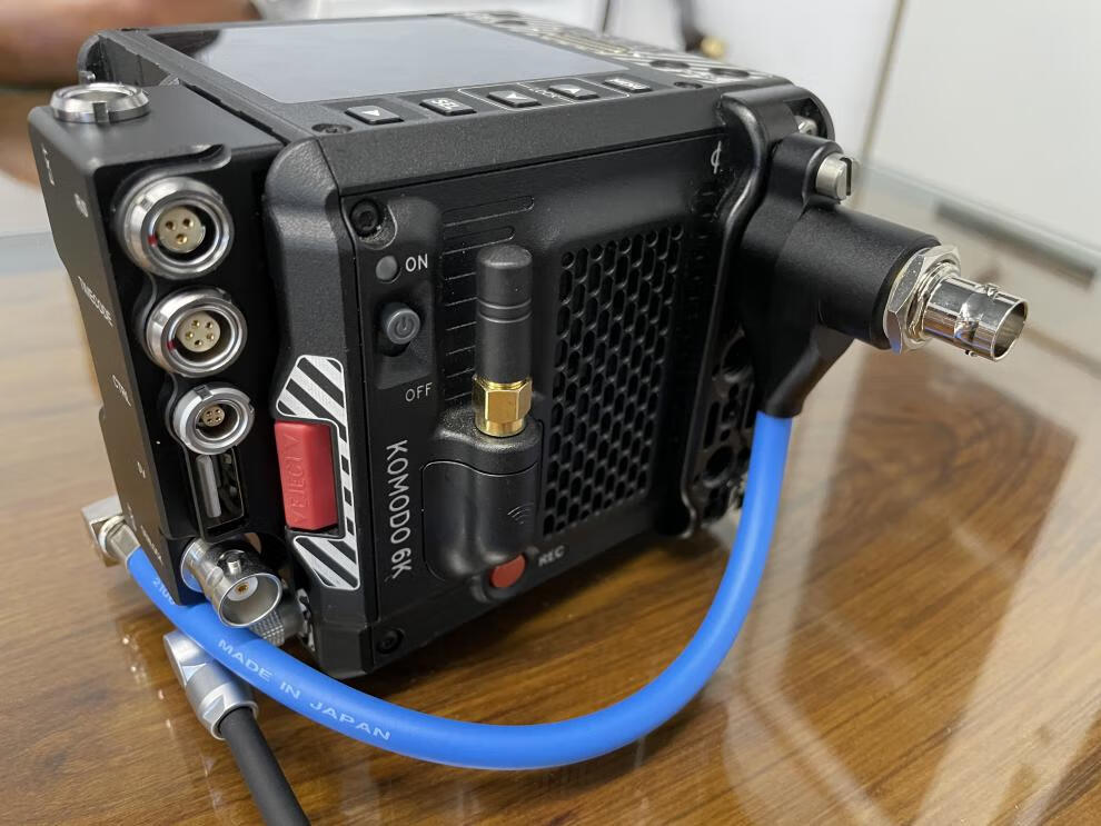 弯头arri mini red komodo 科莫多 小监sdi隔离线防止电流击穿 黑色
