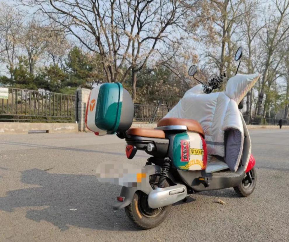 2022新款 适用于雅迪dq6后备箱改装新国标电动自行车电瓶车q6原厂后置