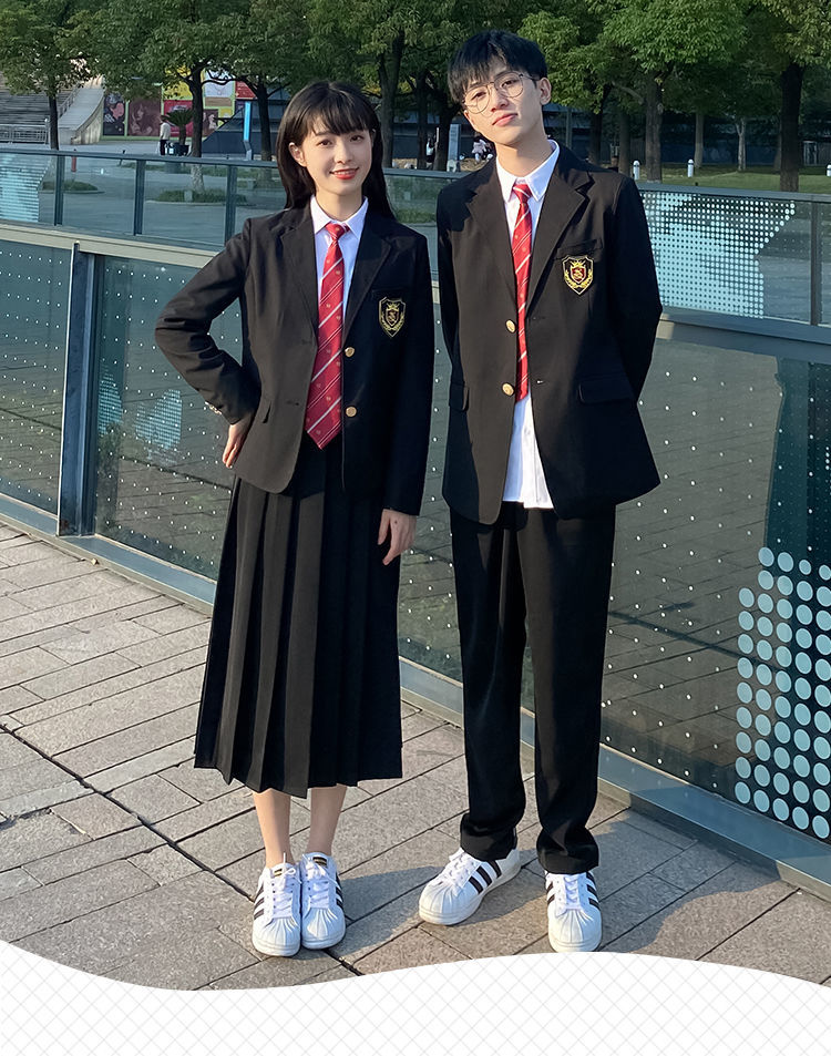 英伦学院风韩版小西装外套毕业季运动会校服 女生单件黑色西装 徽章