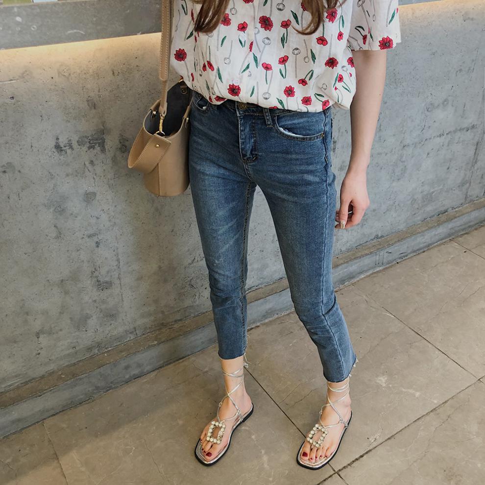 罗马凉鞋女仙女风2020夏新款平底水钻夹趾绑带百搭简约休闲女鞋潮