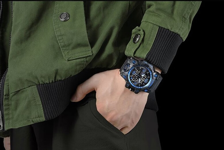 casio卡西欧联名联名款战狼2手表夜光运动男士男孩儿童潮流电子表