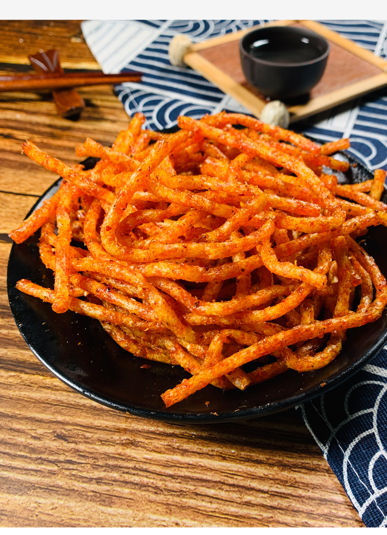 香辣调味面制品蟹黄味面辣条麻辣网红休闲零食儿时怀旧 蟹黄味面辣条