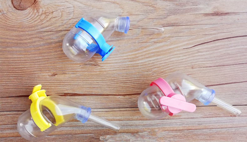 仓鼠兔子龙猫饮水器悬挂滚珠水壶仓鼠豚鼠松鼠犬猫鸟水壶新品 乐思源