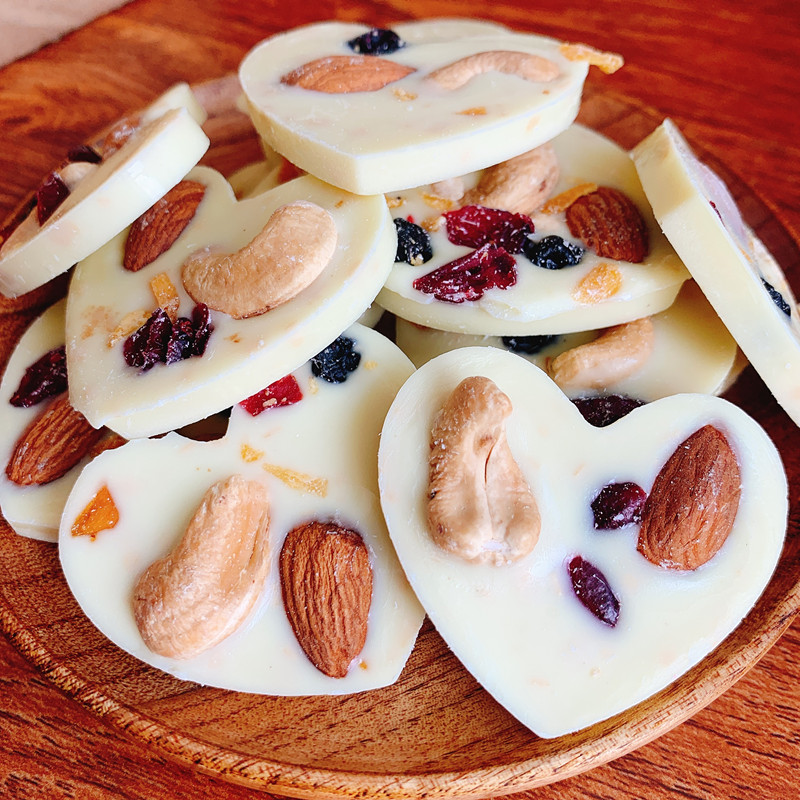 蒙古炒酸奶片生肖奥巧炒酸奶干吃果粒酸奶片爱心坚果干吃酸奶零食生肖