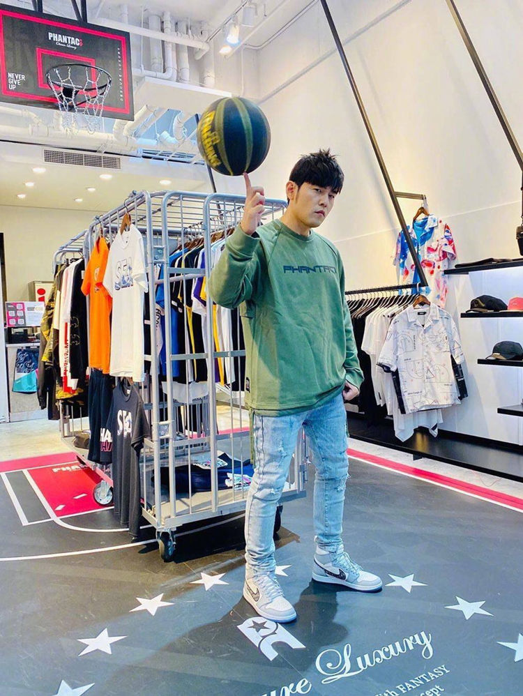 莆田纯原明星周杰伦同款户外运动鞋倒钩复古高帮篮球鞋男女鞋aj1黑红