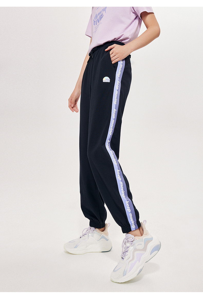 安踏运动裤女裤2022春季新款宽松收口束脚卫裤黑色透气休闲裤长裤官方