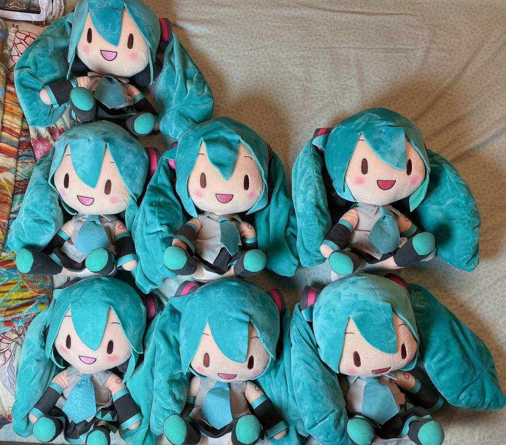 初音未来公仔sega fufu miku初音未来fufu 27cm 毛绒玩偶公仔景品日本