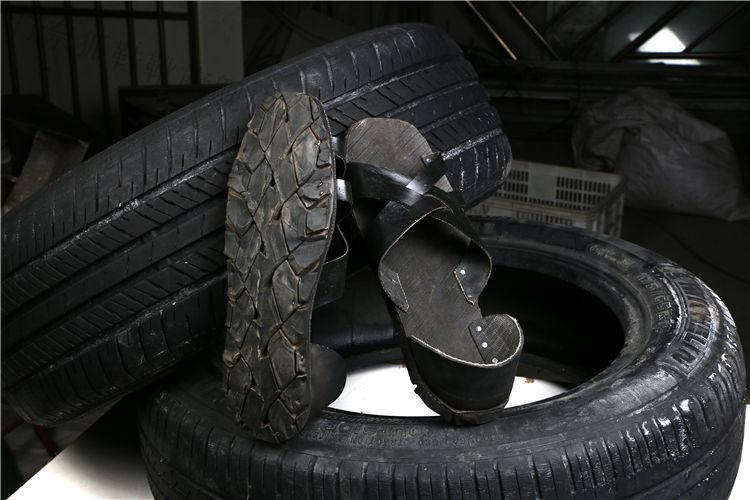 纯手工越南橡胶轮胎凉鞋老式复古怀旧拖鞋个性沂蒙大凉鞋丑鞋潮夏竹奈