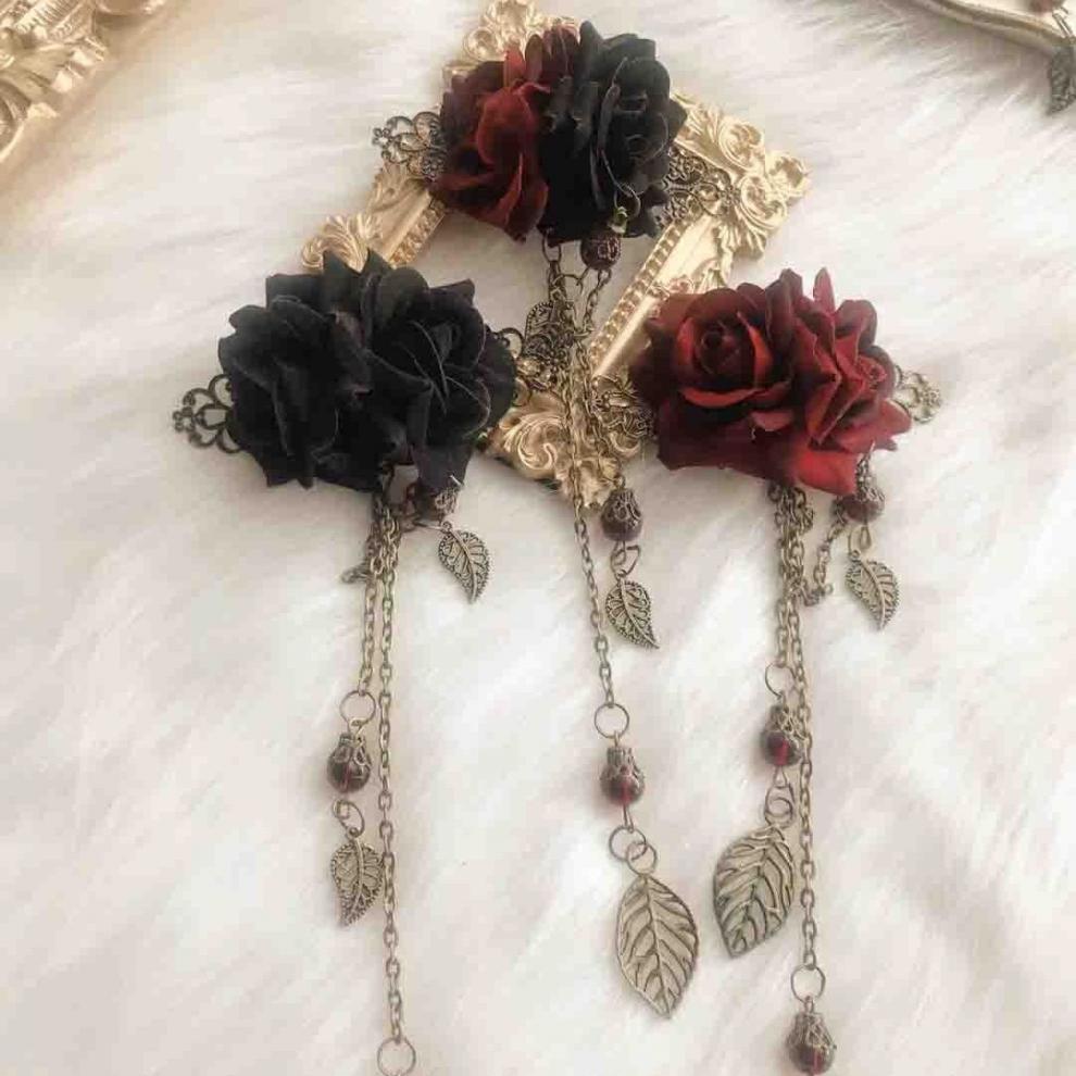 芙蕖lolita边夹胸针两用哥特搞死系红黑风玫瑰流苏发饰可配花筳七夕