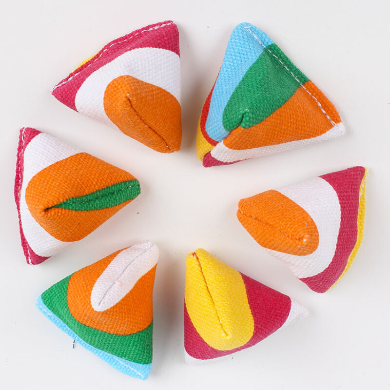 儿童三角形小沙包幼儿园抓石子小学生子游戏玩具儿童三角形小沙包幼儿