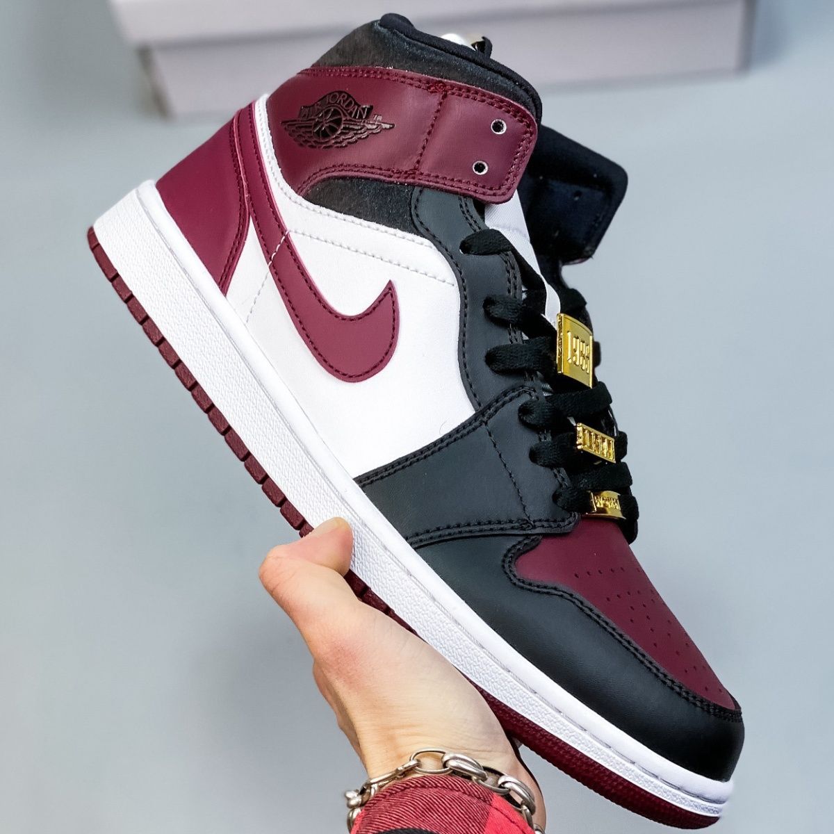 纯原头层乔1midaj1黑红白金属飞翼酒红脚趾休闲鞋男鞋女鞋45