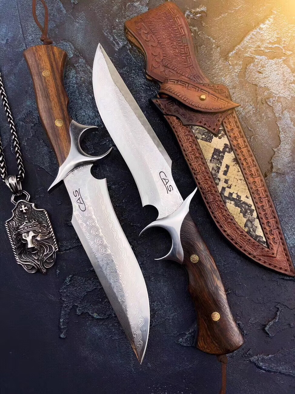 dmen手工锻打进口vg10大马士革钢刀荒野求生防身户外小刀花纹钢刀具