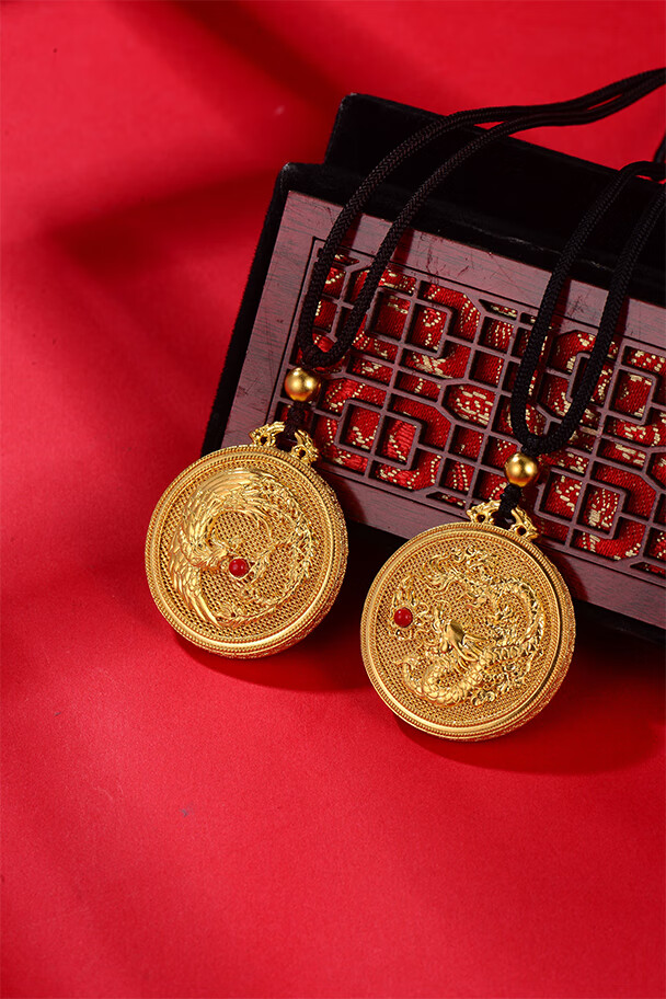 老凤凰龙凤牌黄金吊坠精致古法花丝镶嵌首饰故宫款999足金情侣挂件一