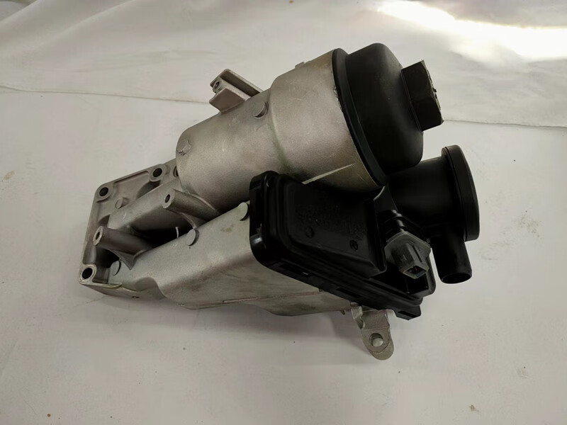 沃尔沃s40c30v40s80s60xc60废气阀废弃阀总成油水分离器机油格座 废气