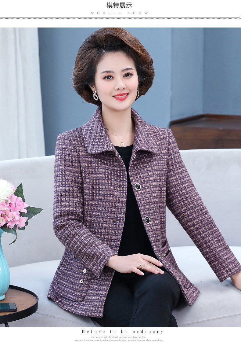 大码女装带有扣子的秋衣外套中年人妇女士中年常规款外套洋气50岁60中