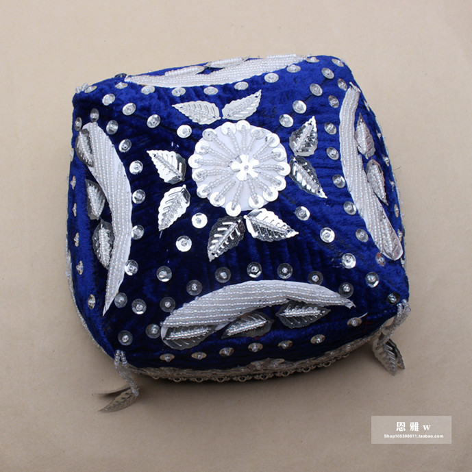 新疆串珠花帽维吾尔族舞蹈小花帽高档手工艺品帽子四角帽带辫子帽 银