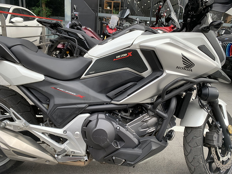 适用于honda新款本田nc750x油箱贴改装防滑贴装饰贴纸手工贴18-21年