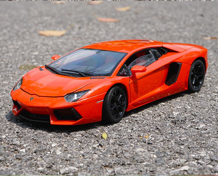 兰博基尼车模珍藏版fx 1:18 lp700-4 aventador 跑车合金汽型 白色