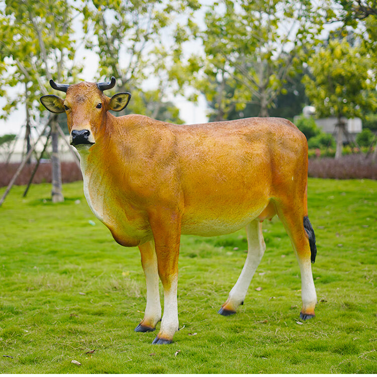 仿真黄牛雕塑摆件动物摆设西门塔尔牛大模型园林景观公园装饰户外米