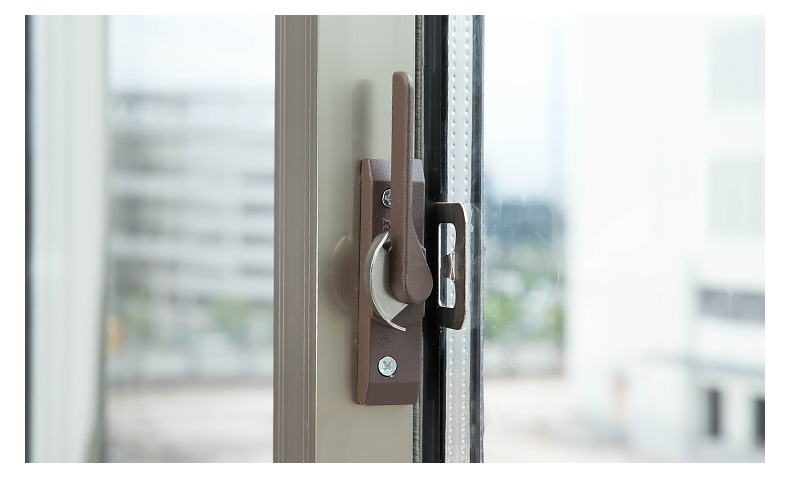 窗户锁扣推拉玻璃门锁塑钢纱窗锁配件铝合金窗锁月牙锁限位器平移移门