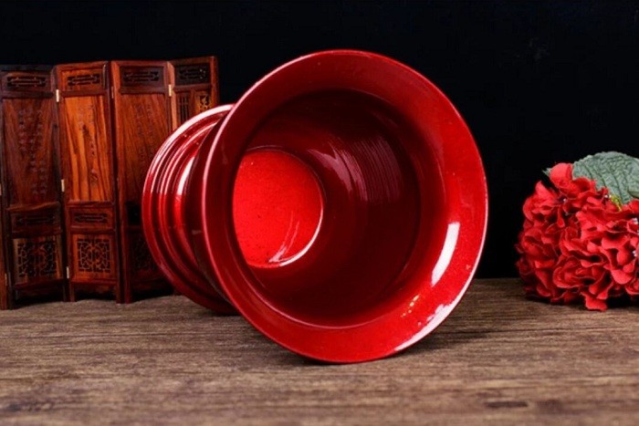 加厚镀锌高脚红色痰盂结婚新娘陪嫁搪瓷痰盂儿童成人尿盆座便器子孙桶