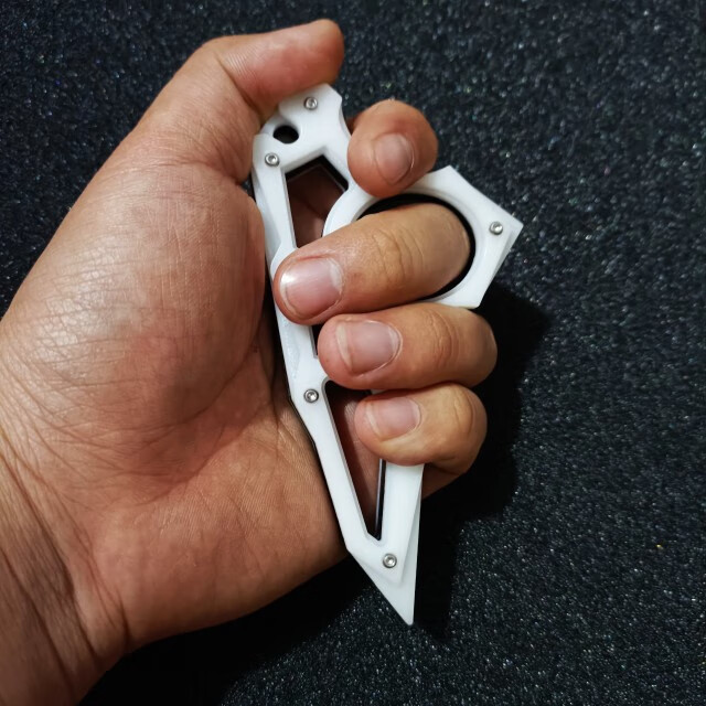指虎刀破窗拳套防身自卫走夜路手魁车载便携合法edc四孔非金属摩瑞迪