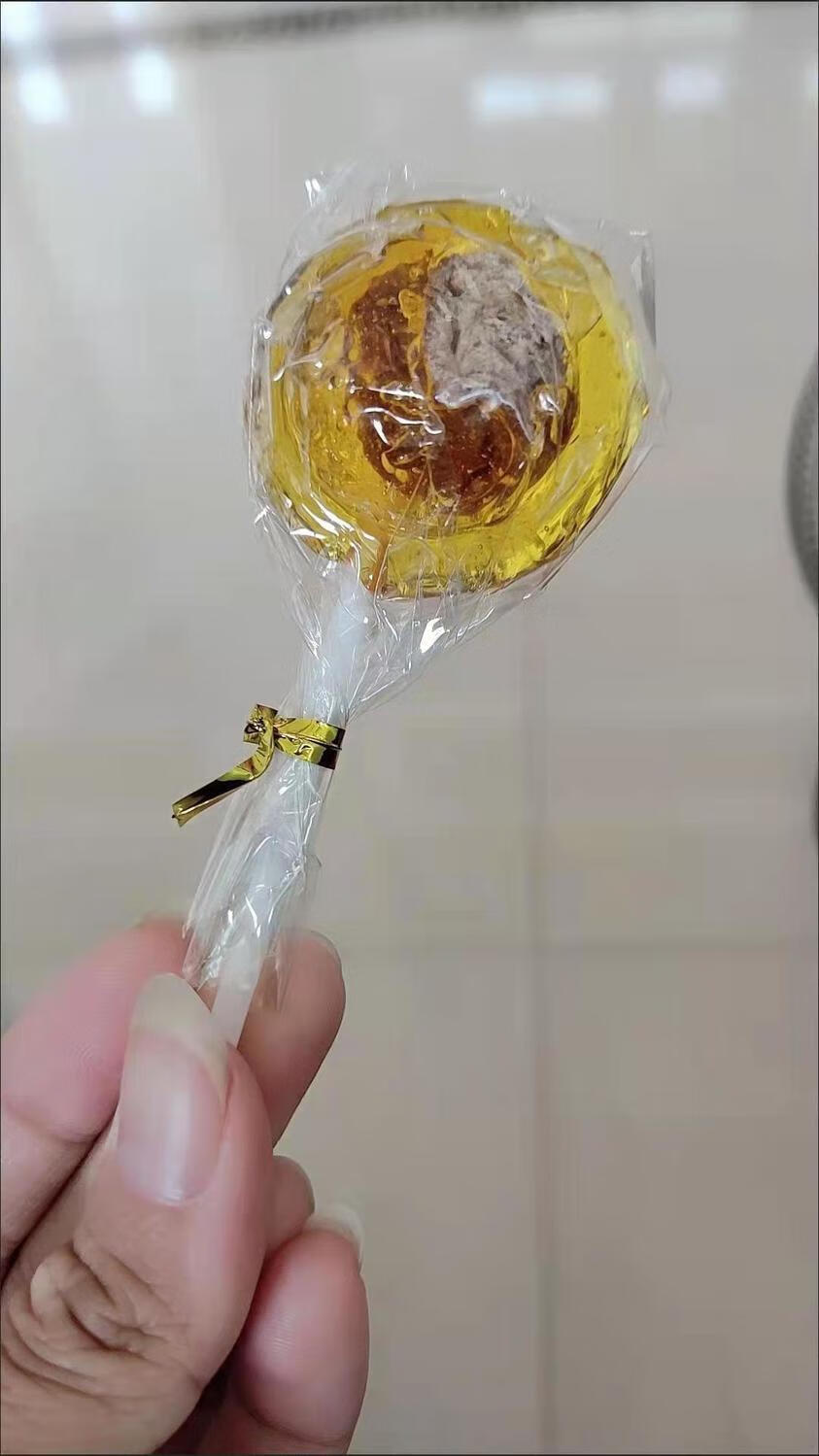 网红话梅棒棒糖黑糖水果味梅心棒棒糖怀旧话梅糖果休闲小零食批发黑糖