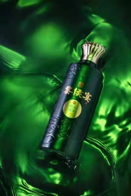 黎侯宴绿瓶图片