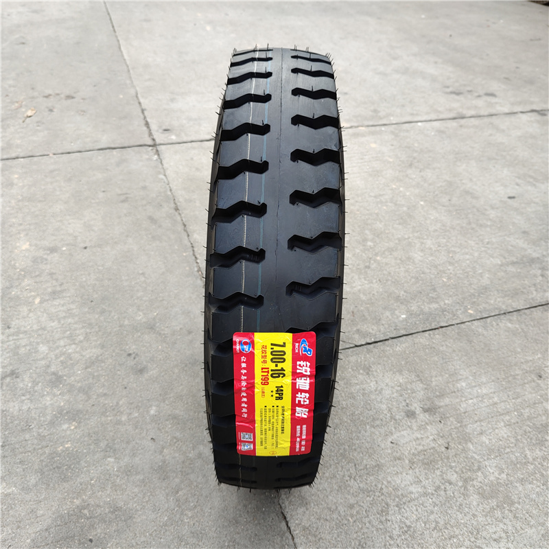 锐驰轮胎600 650 700 750 825-13 14 15 16lt尼龙胎矿山加厚耐磨 700