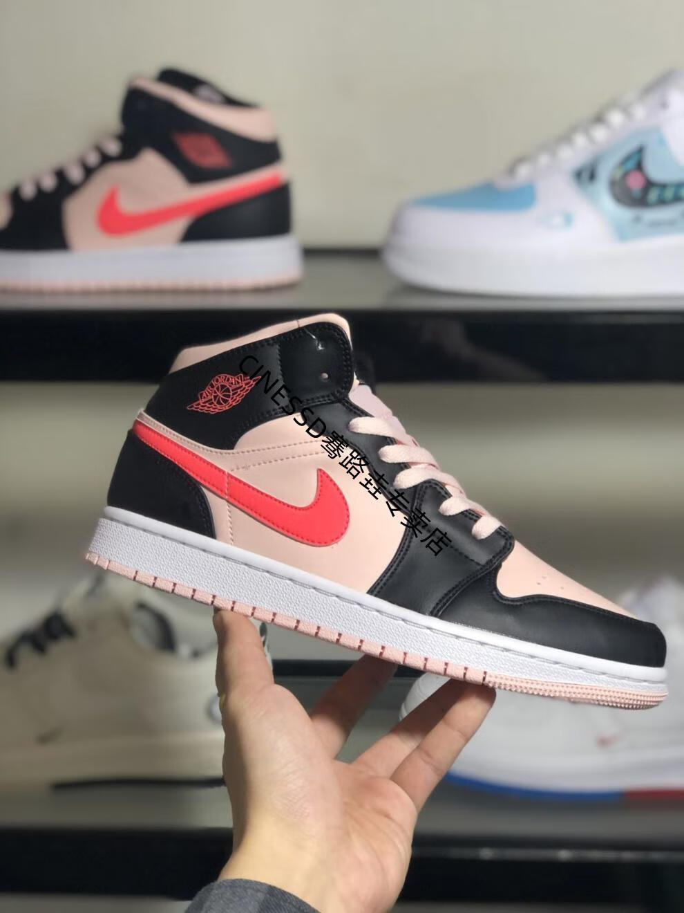 【官方旗舰】aj黑粉色中帮男女情侣复古休闲运动板鞋实战篮球鞋554725