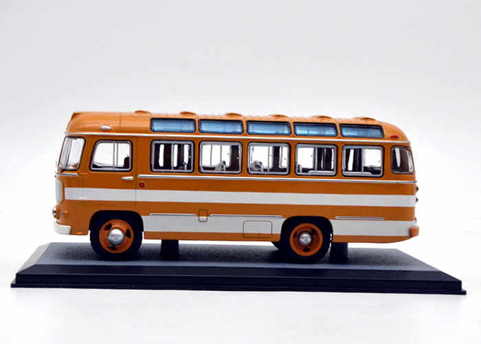 1968年俄罗斯巴士 672 公交车 客车 classic bus1:43汽车模型 桔色