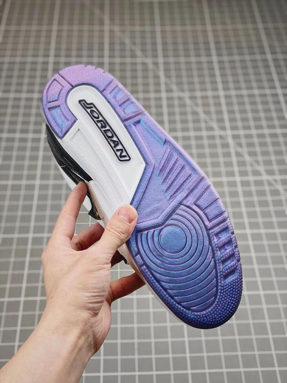 耐·克ni·ke官方旗舰女鞋运动鞋低帮aj32实战气垫篮球鞋潮休闲跑步