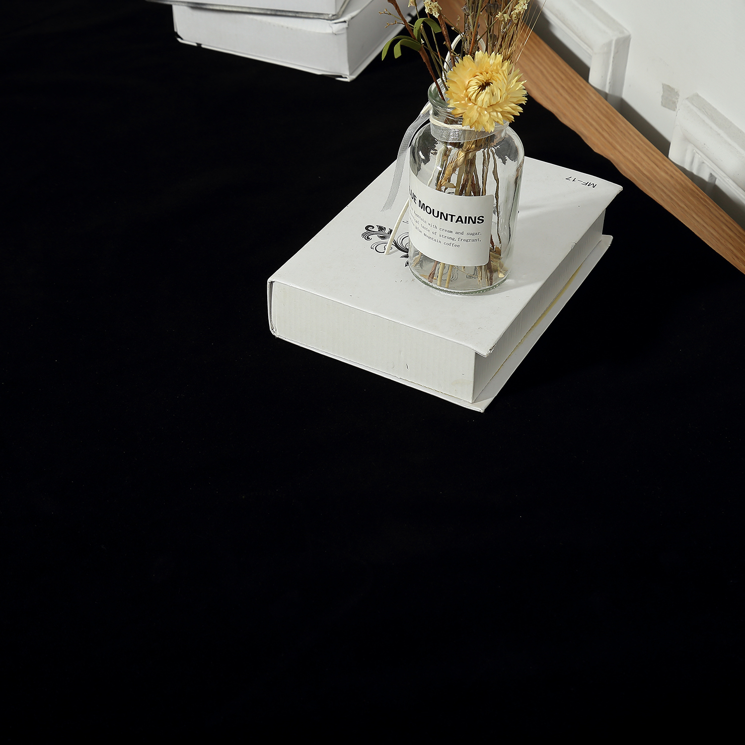 超黑摄影吸光布拍照不反光主播背景布纯黑植绒布拍摄专用黑绒布纯黑宽