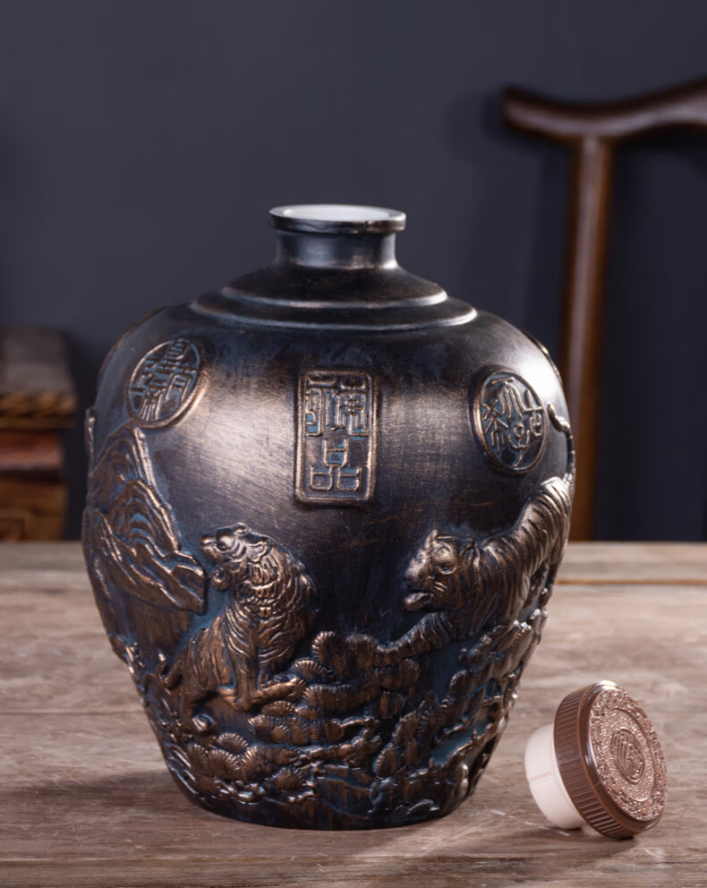 虎年生肖酒瓶景德镇陶瓷空酒瓶礼盒装家用5斤装密封白酒坛子创意虎年