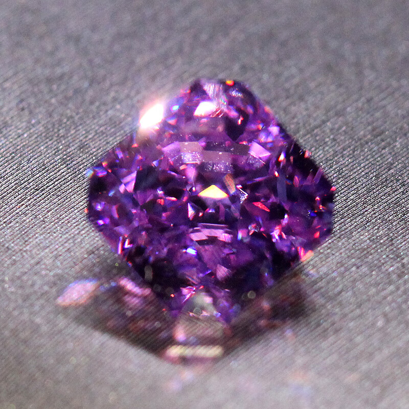 雷迪恩冰花切面紫色宝石紫锂辉石裸石戒面夫正方形彩宝高感女粉熔正