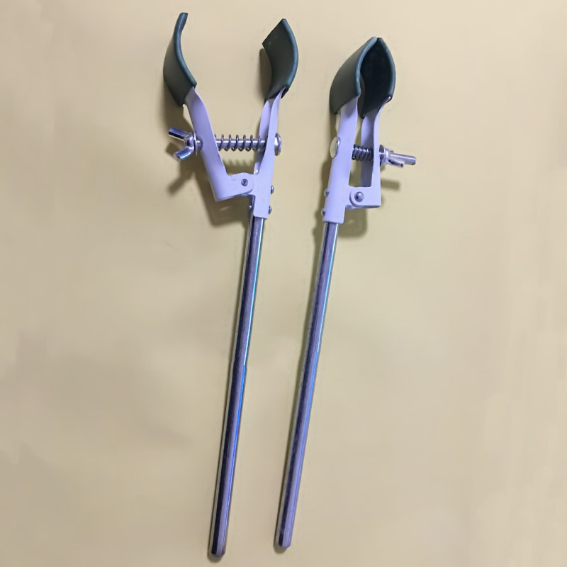 三爪夹小号大号十字夹铁架台烧瓶夹实验室固定夹德式英式夹子 中号