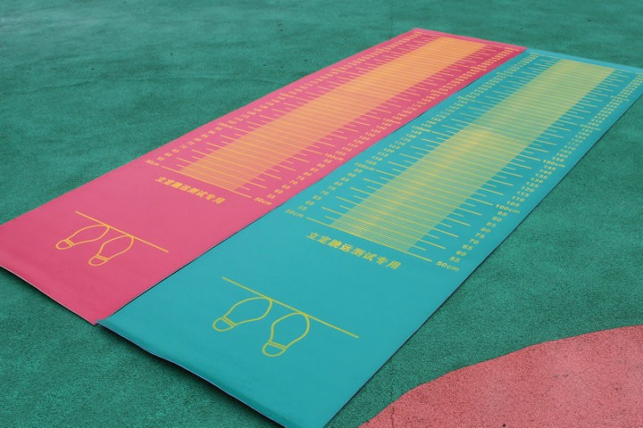 立定跳远专用垫中考专用垫立定跳远仪儿童家用防滑垫子跳远地贴pvc垫