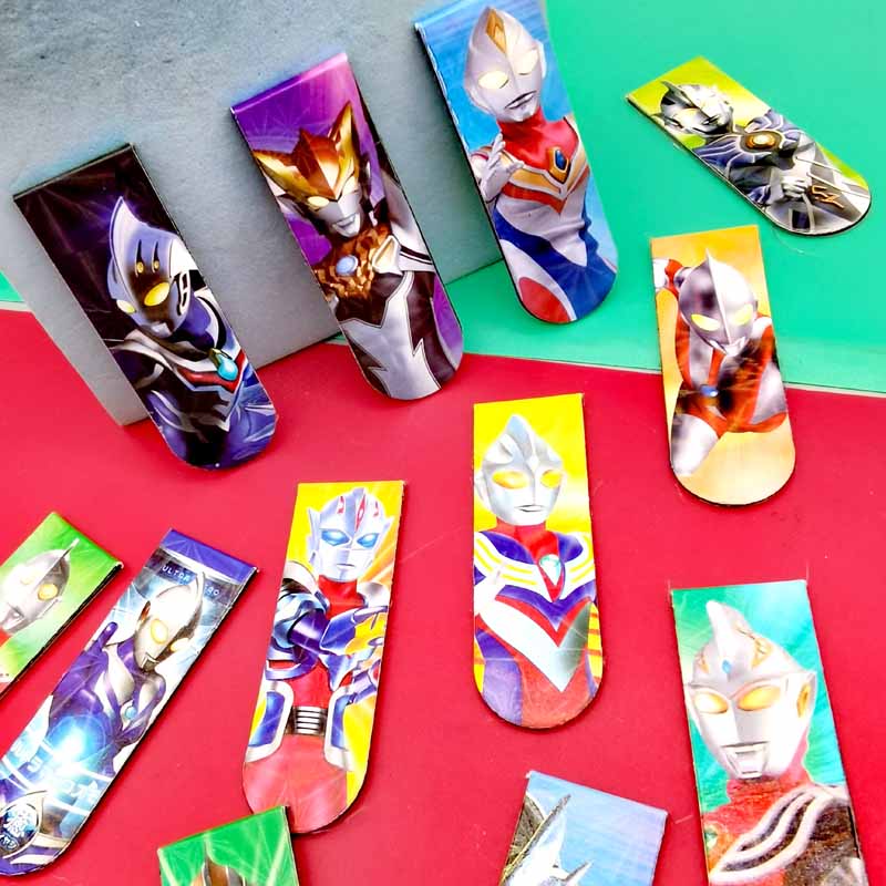 奥特曼磁性书签创意炫酷高颜值宇宙英雄学习文具翻书夹书夹子磁铁磁力