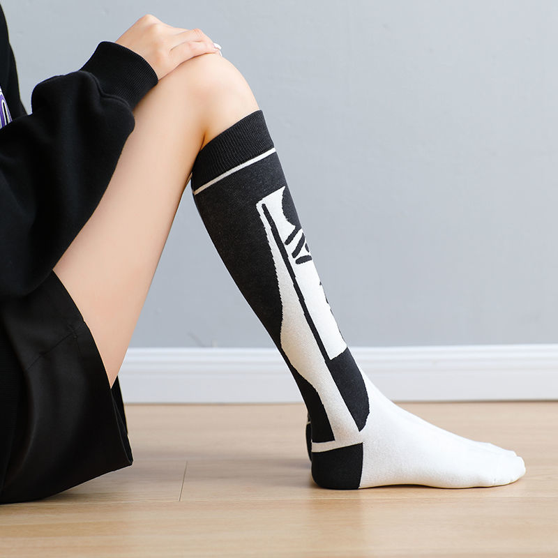 楠菲丽尔单双个性穿搭黑白中长筒棉袜秋季女款ins潮复古风复古风高筒
